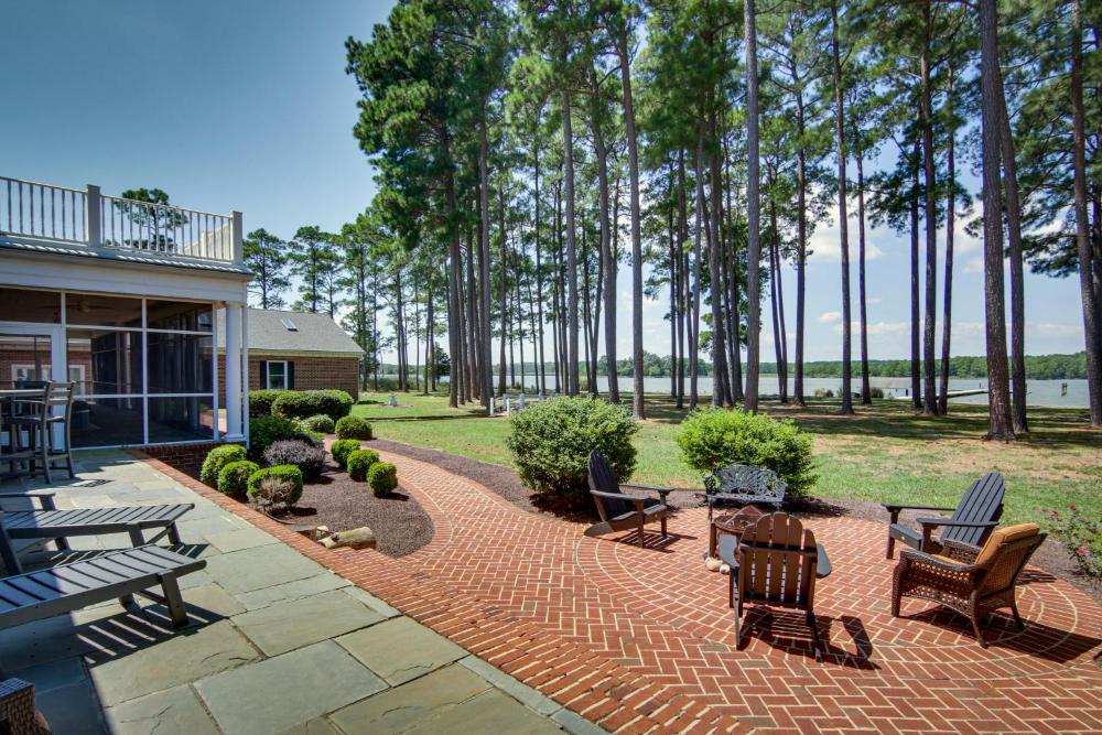 Waterfront Cambridge Gem with Hot Tub, Pool and Dock!